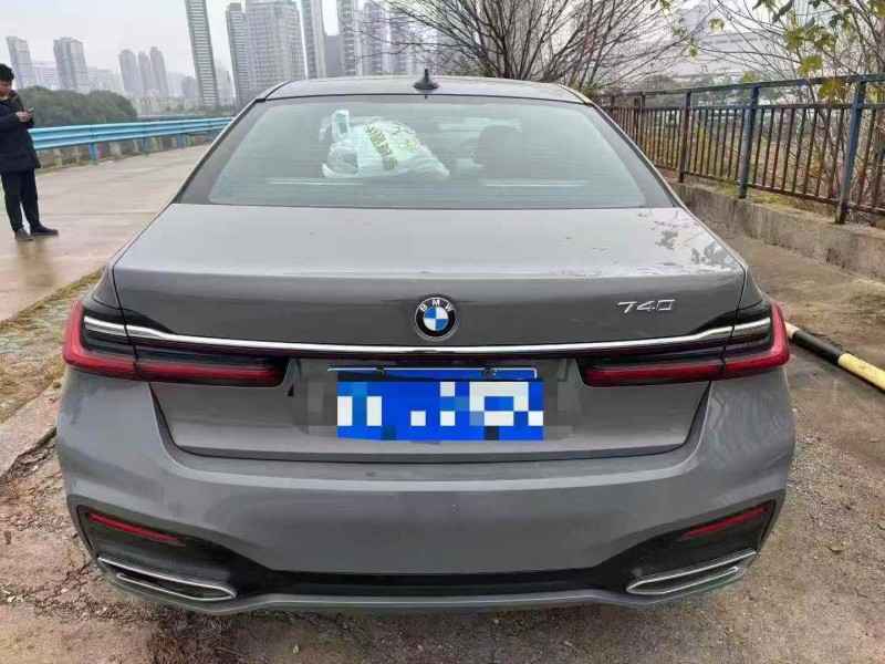 九江21年宝马7系9