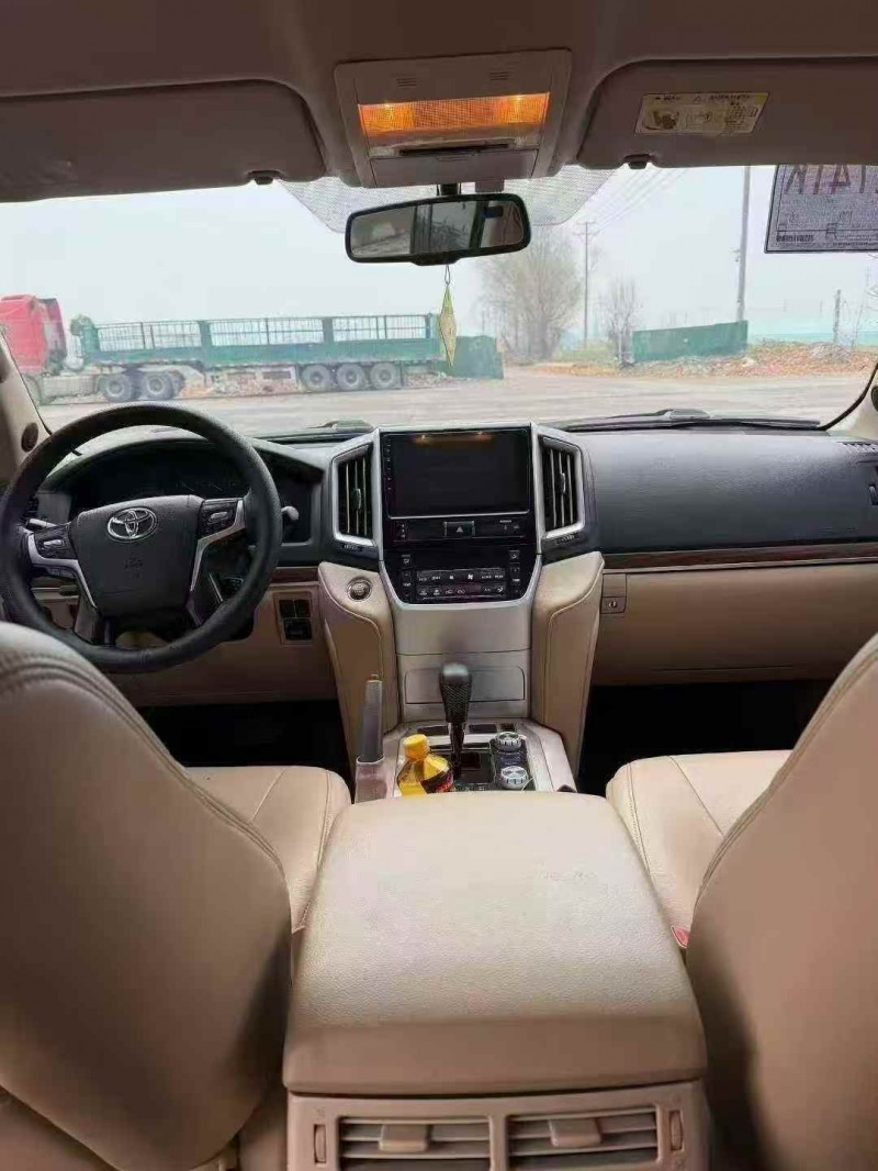 烟台15年丰田兰德酷路泽5