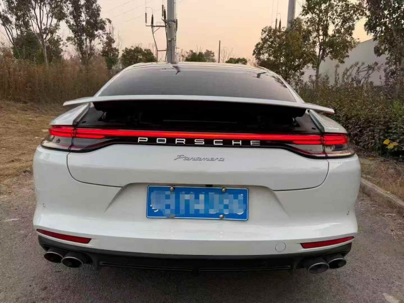 鄂州22年保时捷帕拉梅拉9