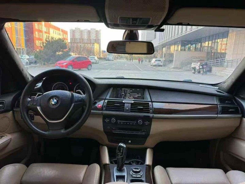 淄博13年宝马X66