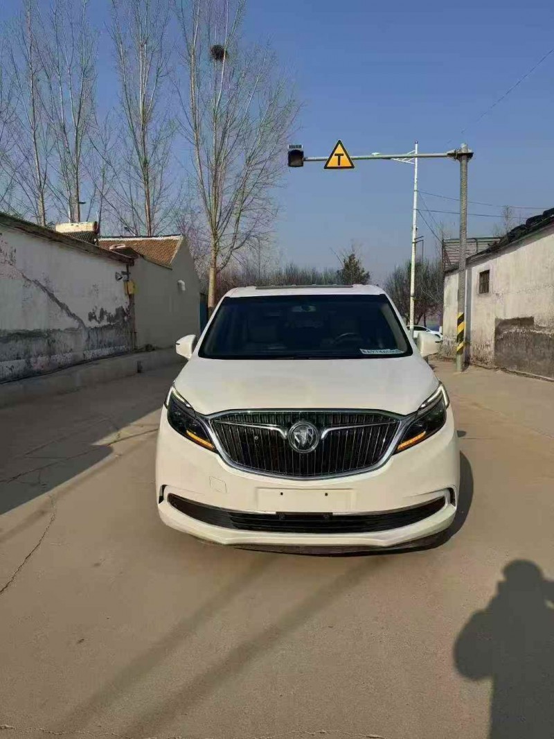 潍坊19年别克GL81