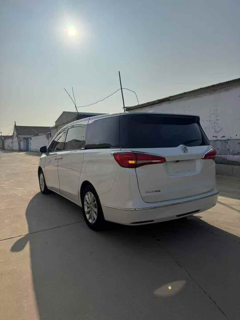 潍坊19年别克GL88