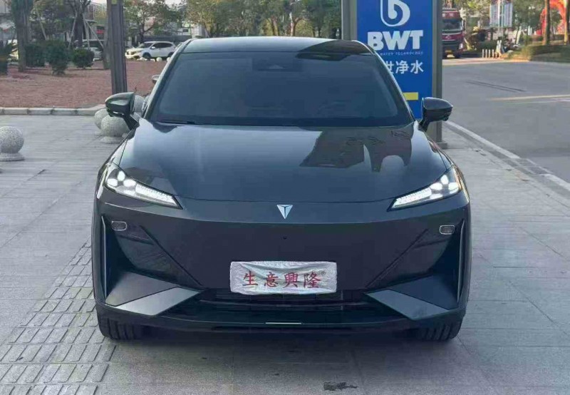 湛江25年长安汽车深蓝1