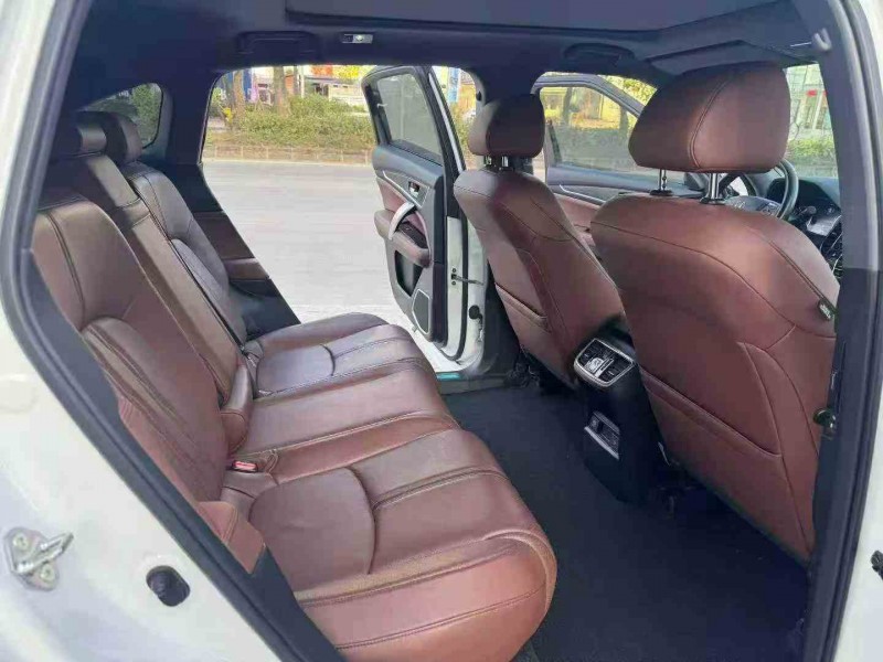 湛江22年本田URV5