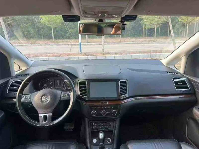 湛江13年大众夏朗3