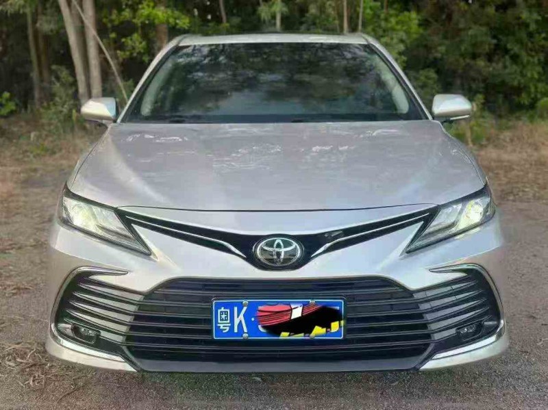 江门22年丰田凯美瑞1