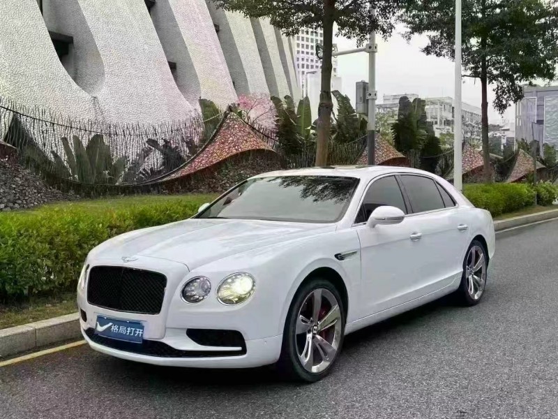 广州17年宾利飞驰3