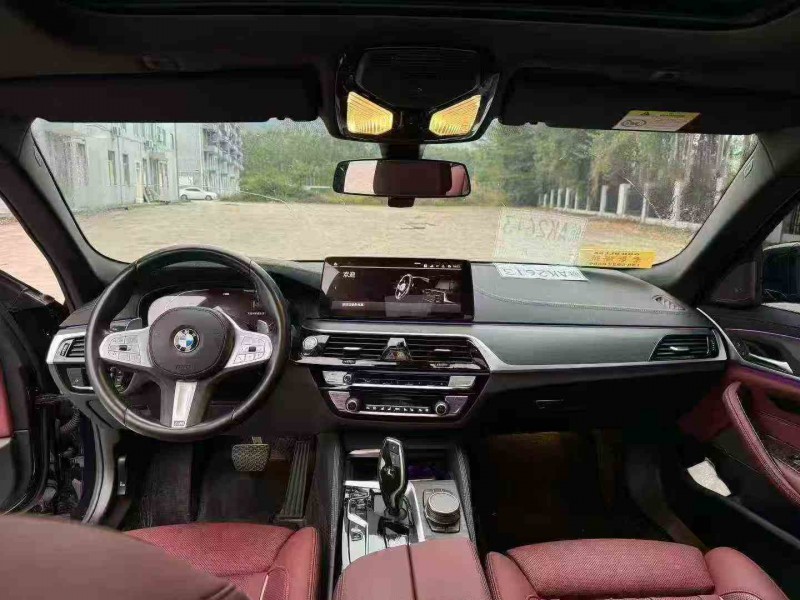 南平23年宝马5系4