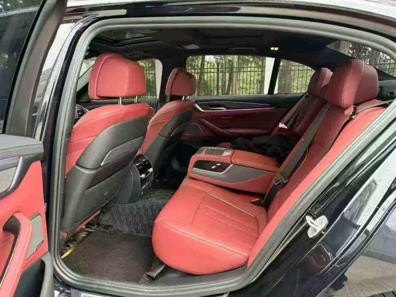 南平23年宝马5系5