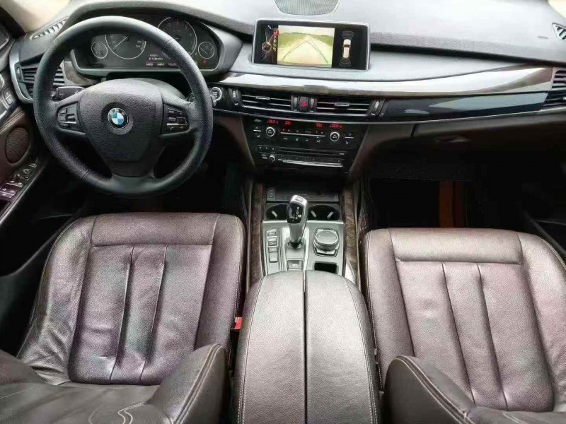 金华16年宝马X54