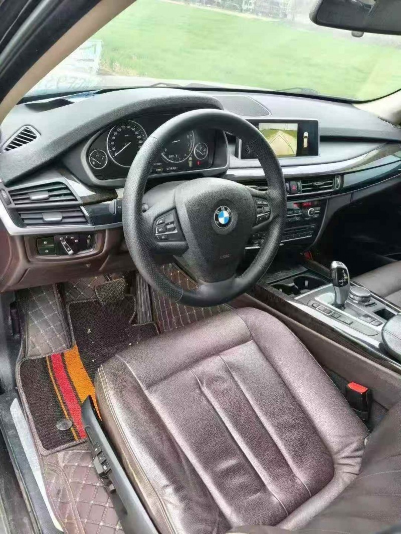 金华16年宝马X56