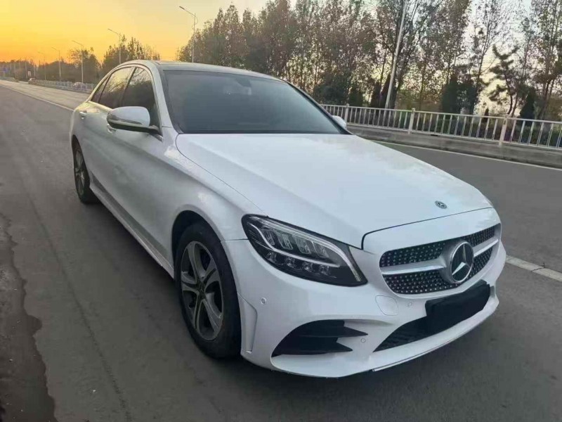 潍坊19年奔驰C3