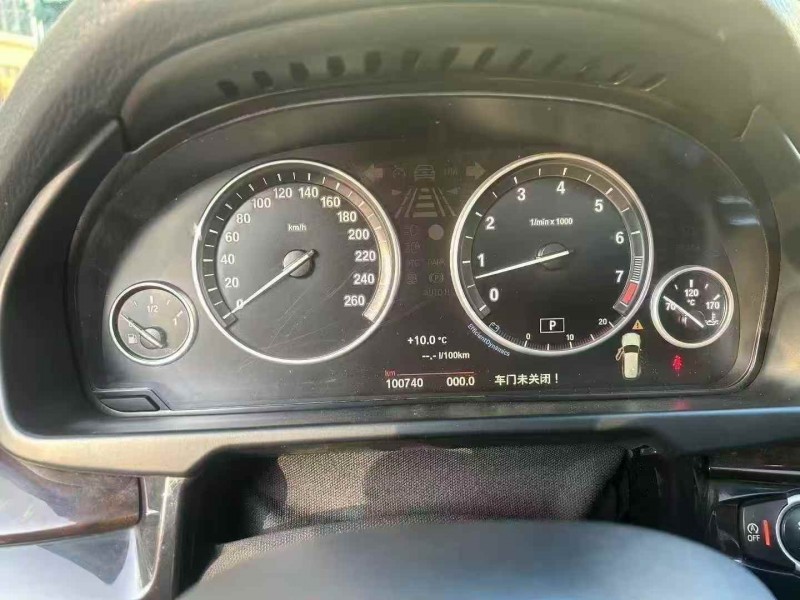 济宁15年宝马X55