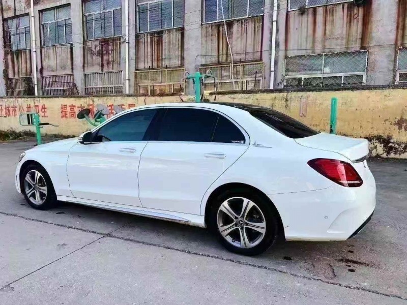 潍坊21年奔驰C7