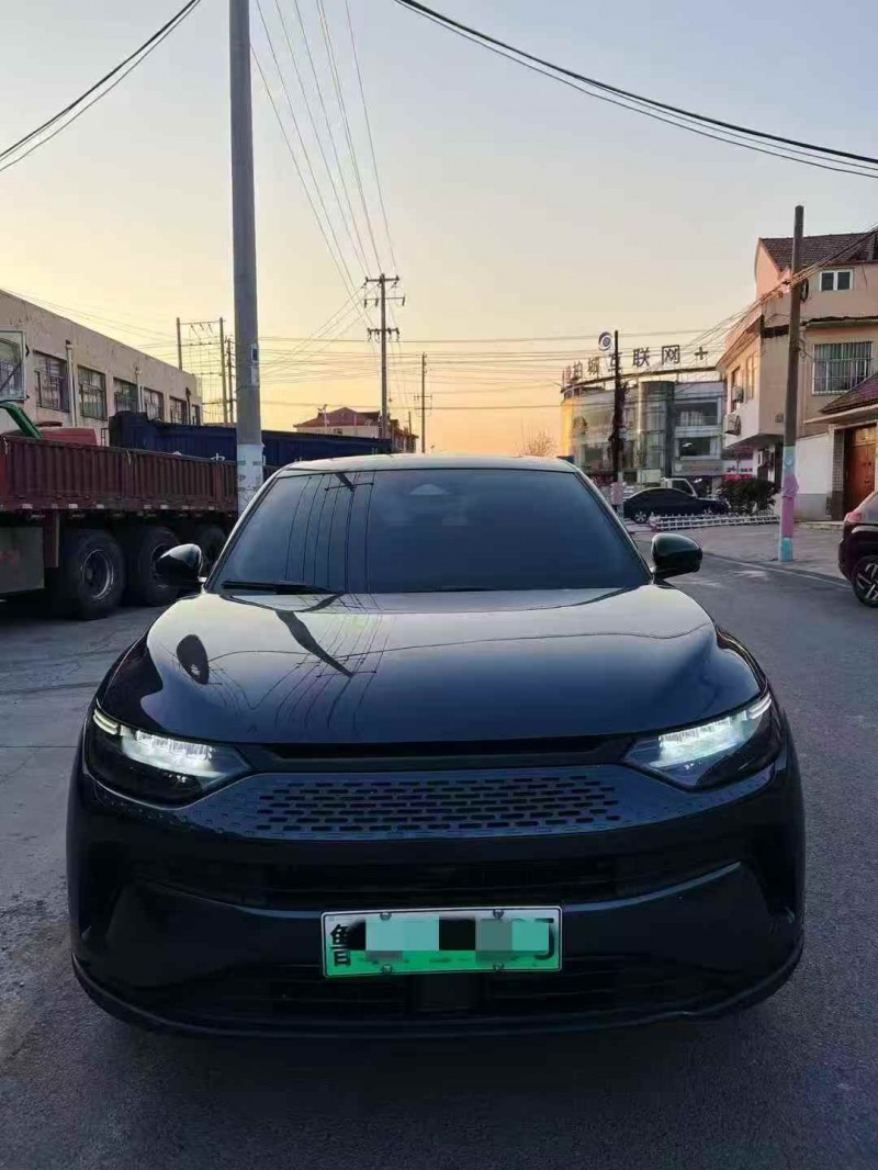 南京24年零跑汽车C111