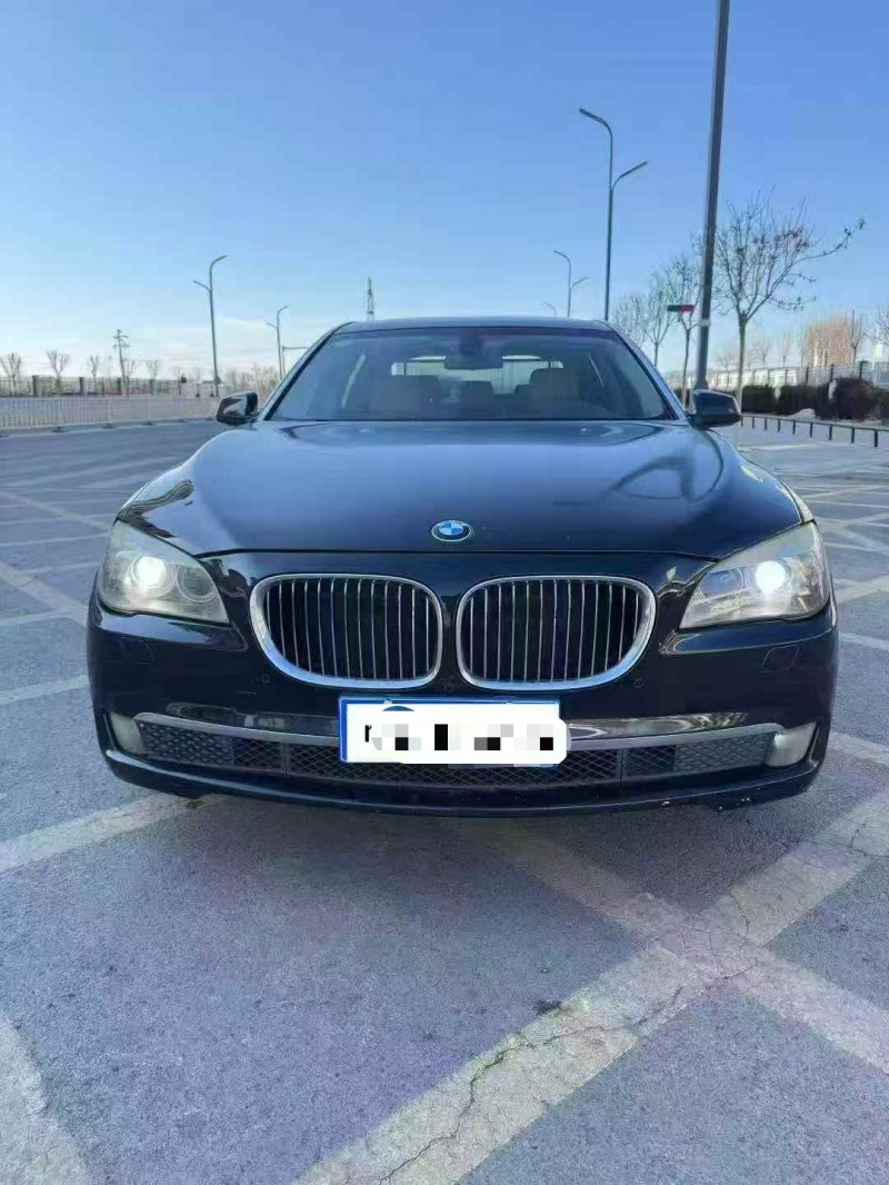 唐山12年宝马7系1