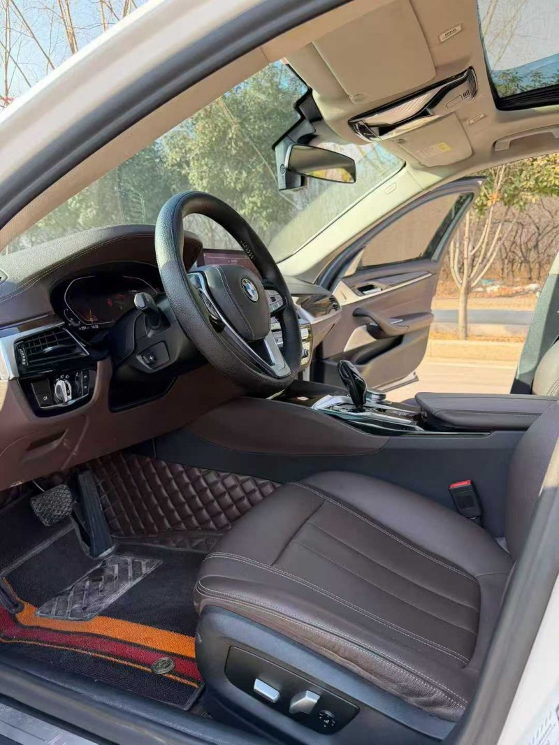 青岛20年宝马5系9