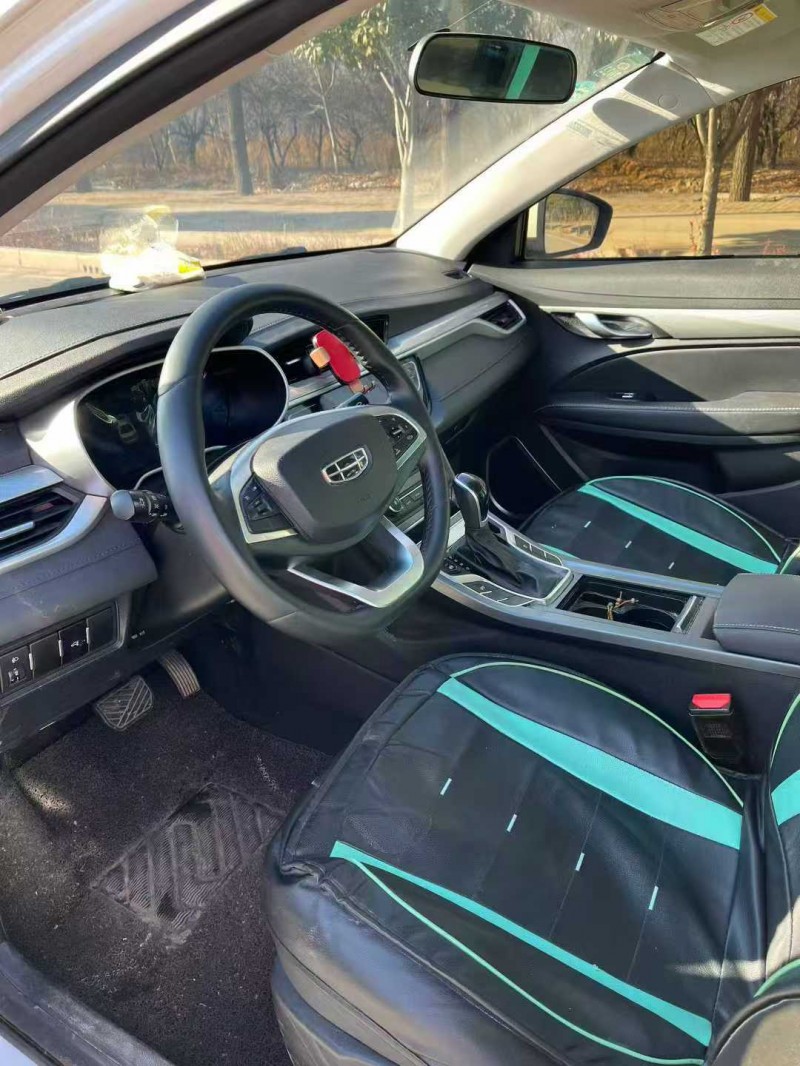 济宁20年吉利帝豪4