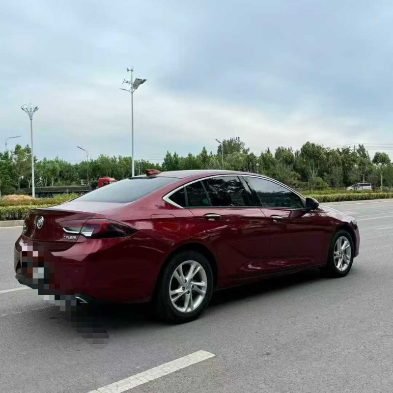 枣庄22年别克君威7