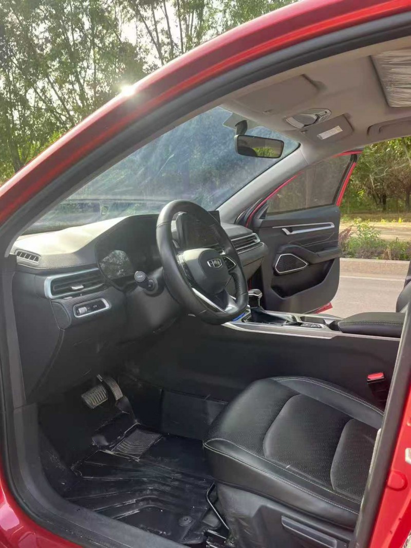 东营21年吉利帝豪4