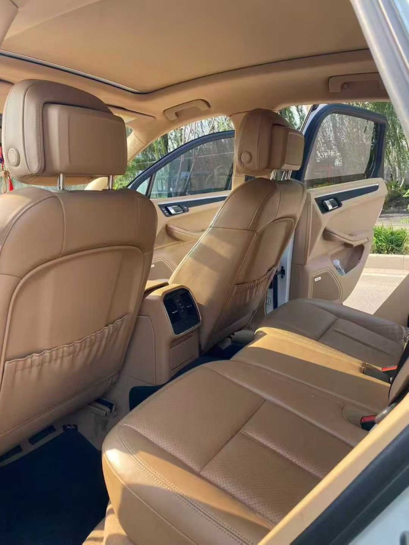济宁15年保时捷Macan4