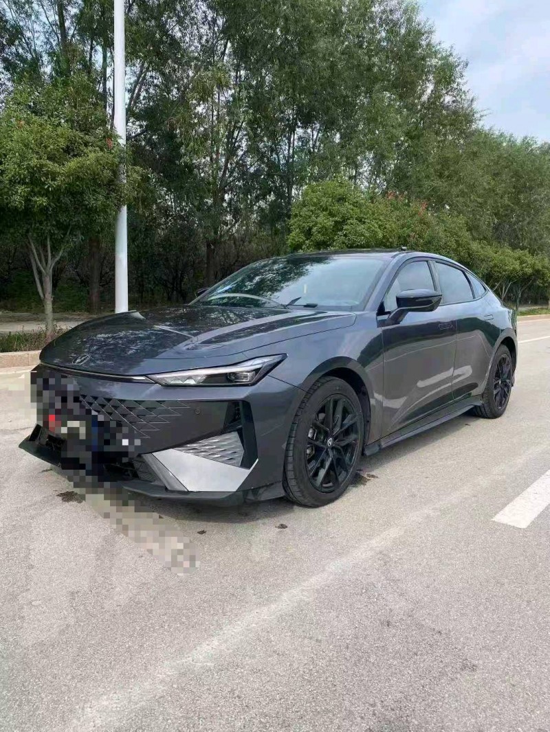 济宁24年长安汽车UNI2