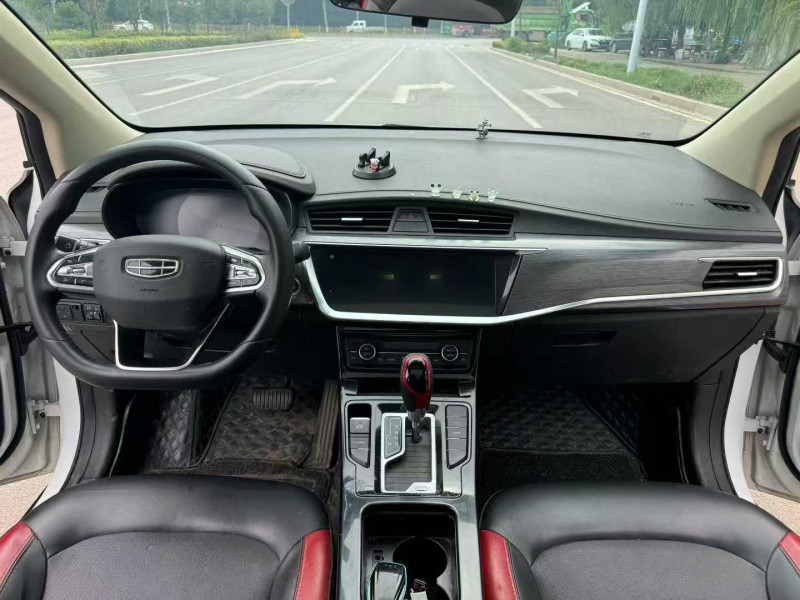 青岛21年吉利帝豪5