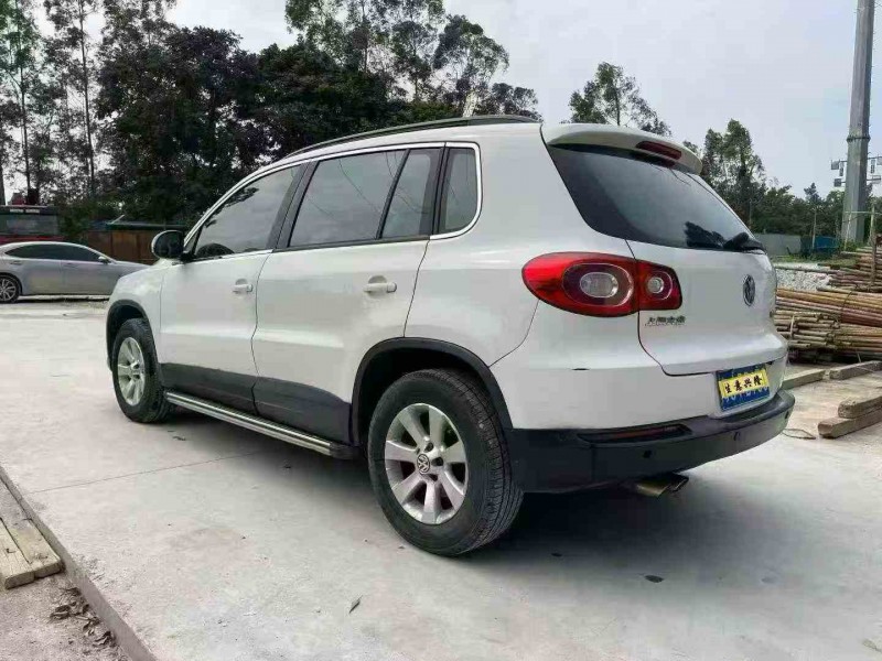 湛江12年大众途观7