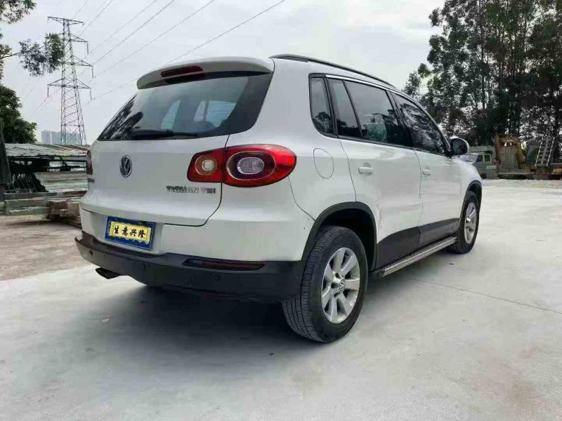 湛江12年大众途观8