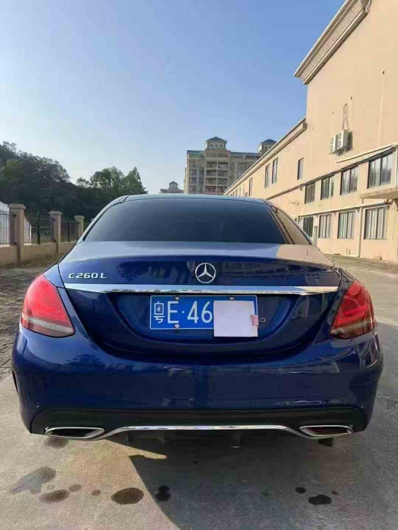 湛江19年奔驰C8