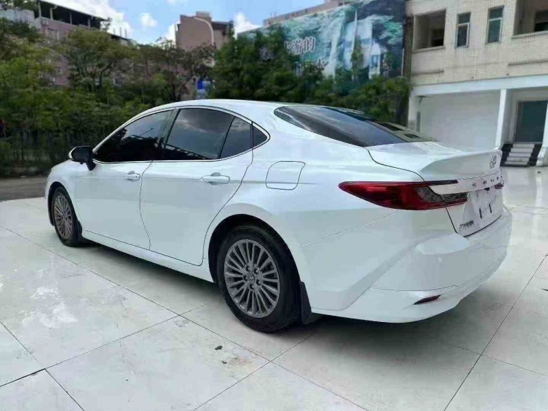 湛江24年丰田凯美瑞8