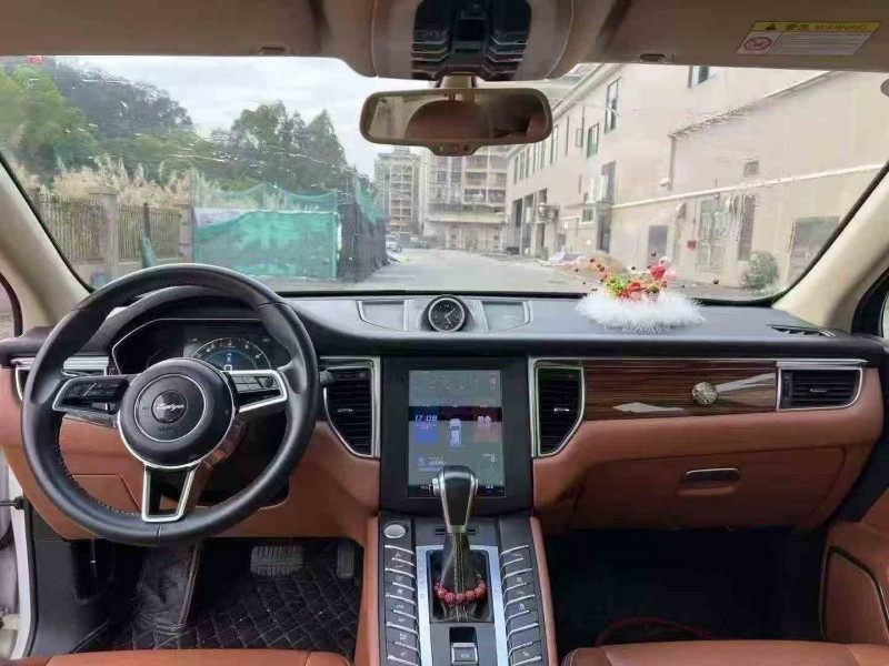 湛江19年众泰SR94