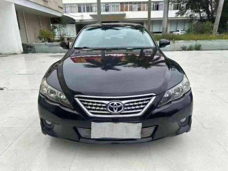 珠海13年丰田锐志1