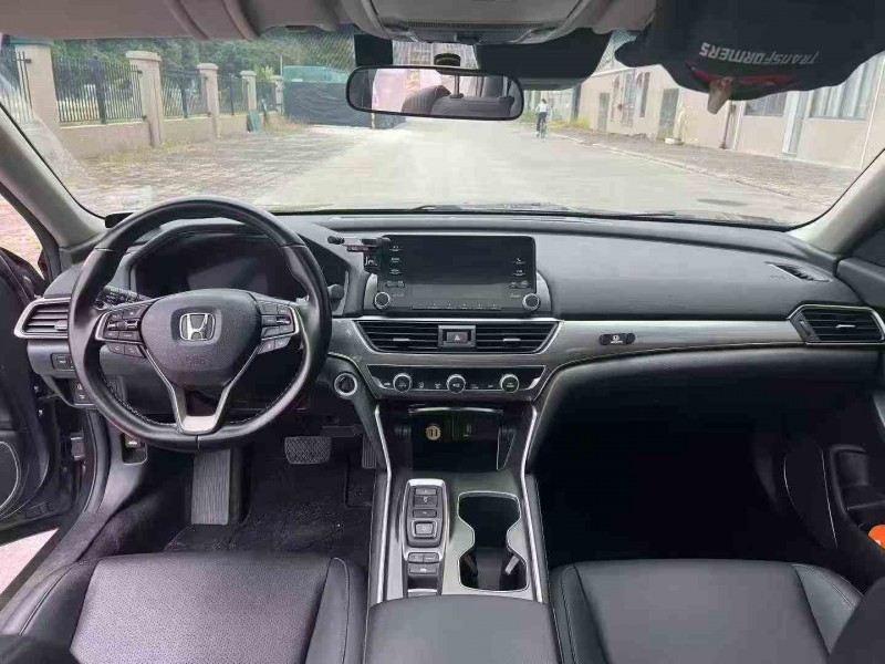 江门20年本田雅阁4