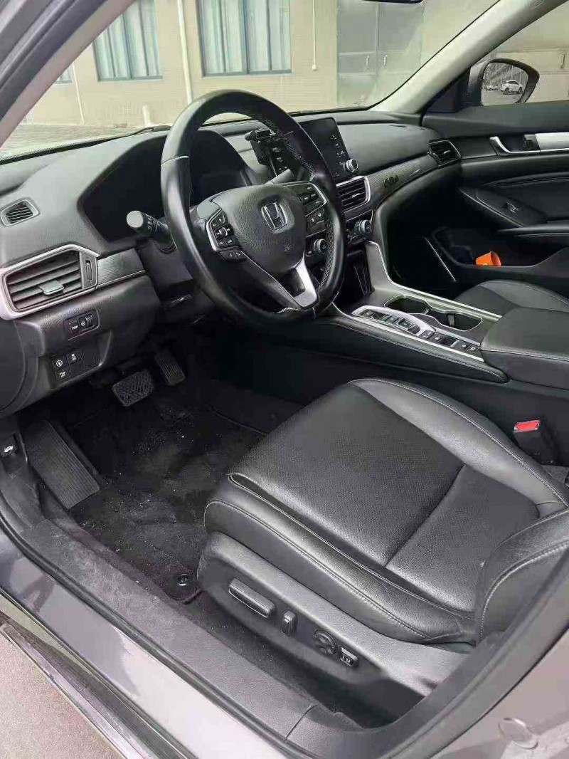 江门20年本田雅阁5