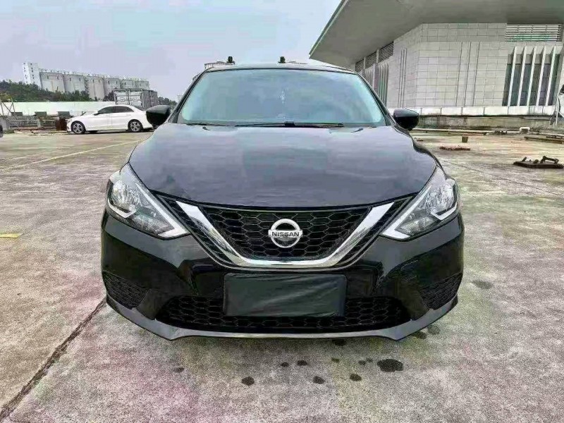 深圳25年日产轩逸1