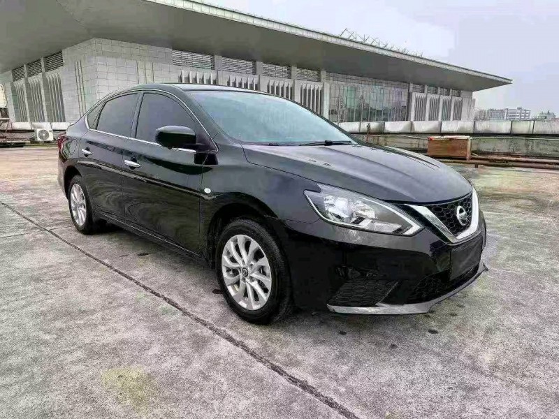 深圳25年日产轩逸2