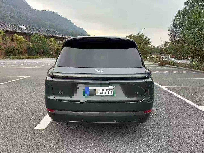 重庆23年理想L99