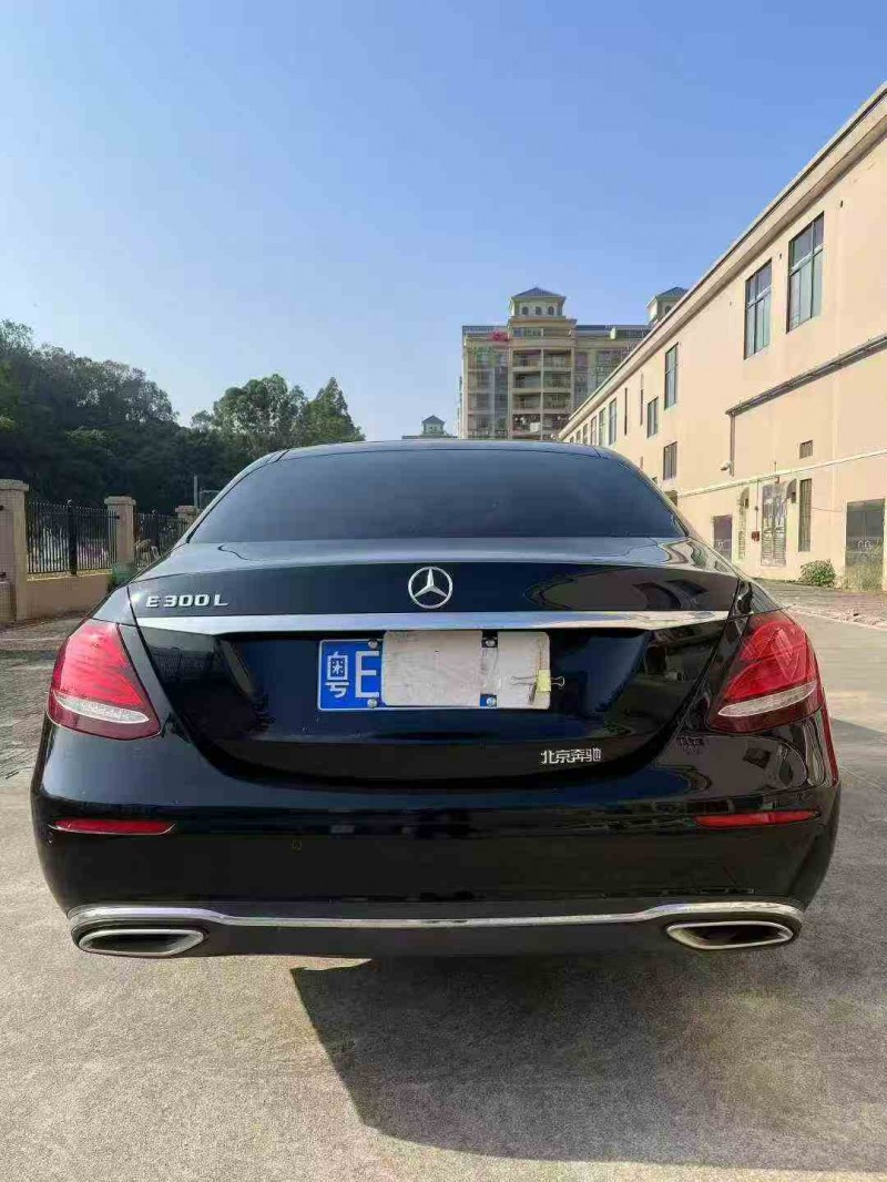 珠海20年奔驰E9