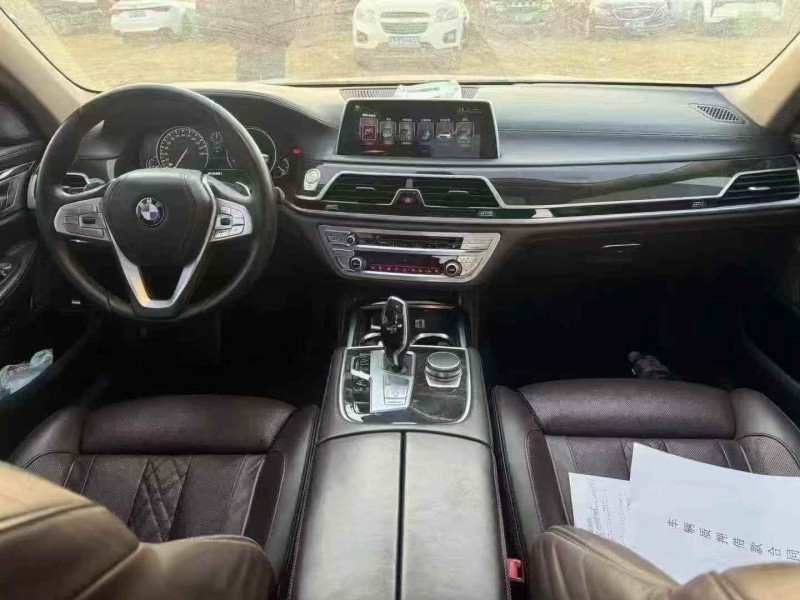 潍坊17年宝马7系5