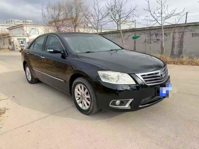 济宁11年丰田凯美瑞3