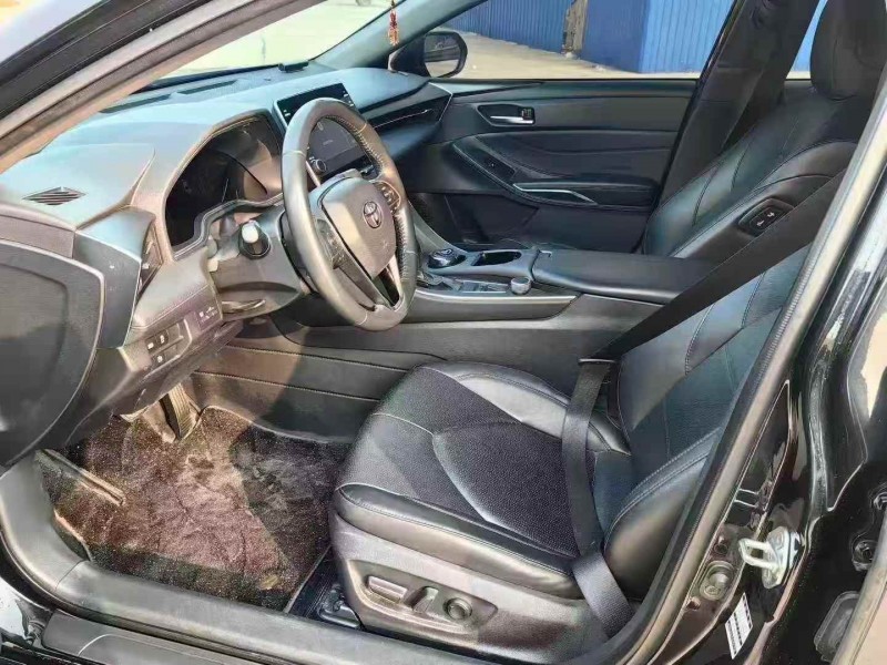 潍坊21年丰田亚洲龙6