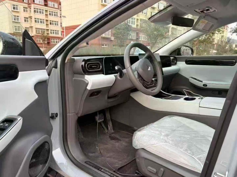 潍坊25年零跑汽车C014