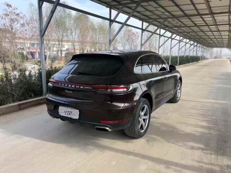 威海20年保时捷Macan8