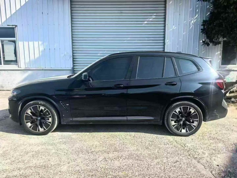 淮安23年宝马IX37