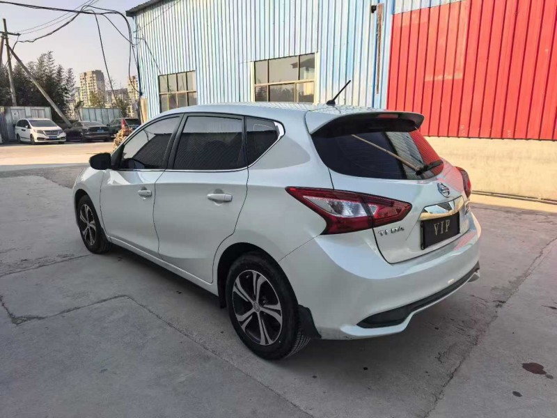 徐州18年日产骐达4