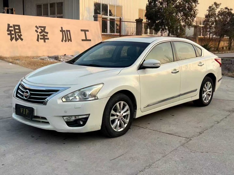 徐州15年日产天籁2