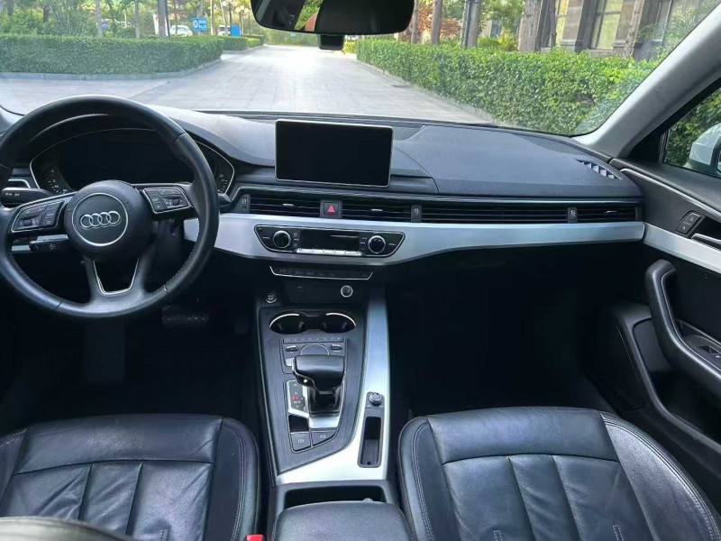 烟台19年奥迪A4L8