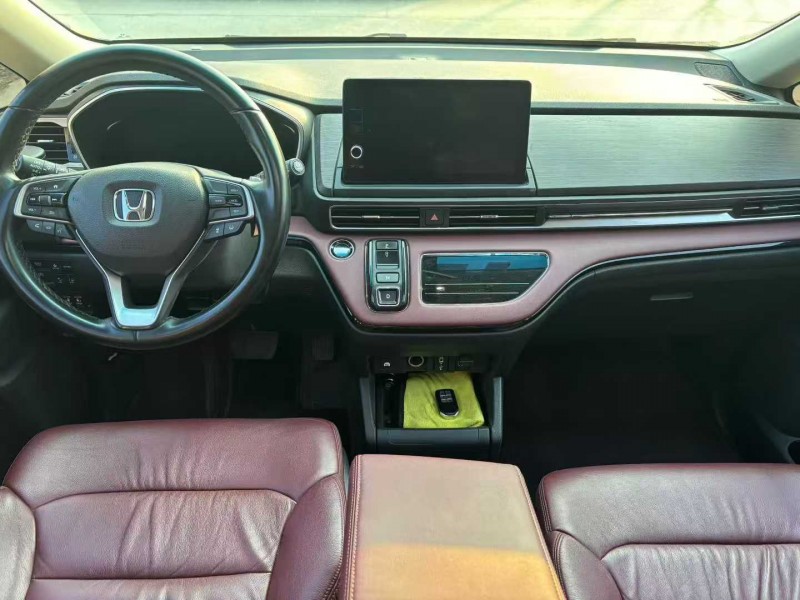 徐州22年本田艾力绅7