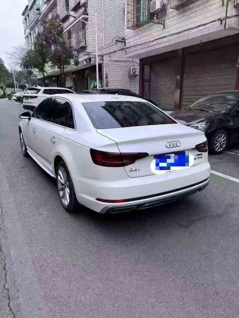 张家界19年奥迪A4L5
